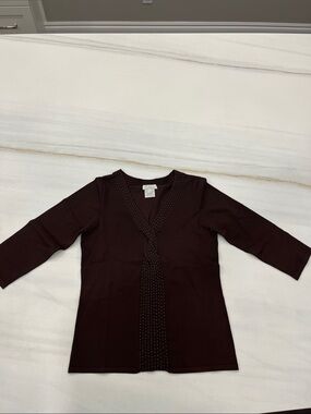 Women’s Brown V-Neck Knit Top with Studded Trim